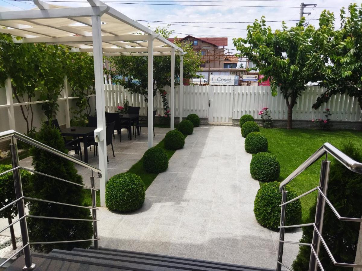 Vila Marius 2 Mai Bagian luar foto