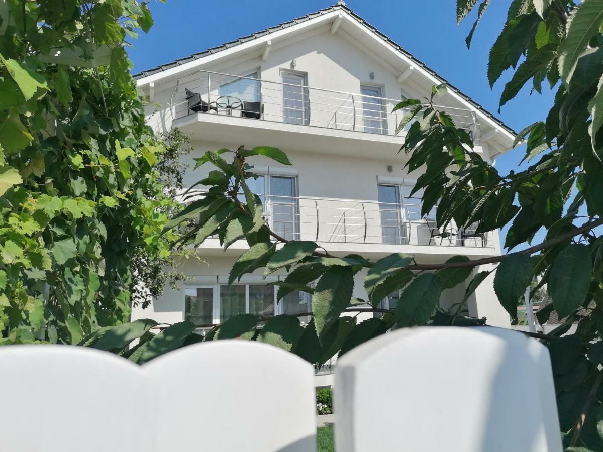 Vila Marius 2 Mai Bagian luar foto