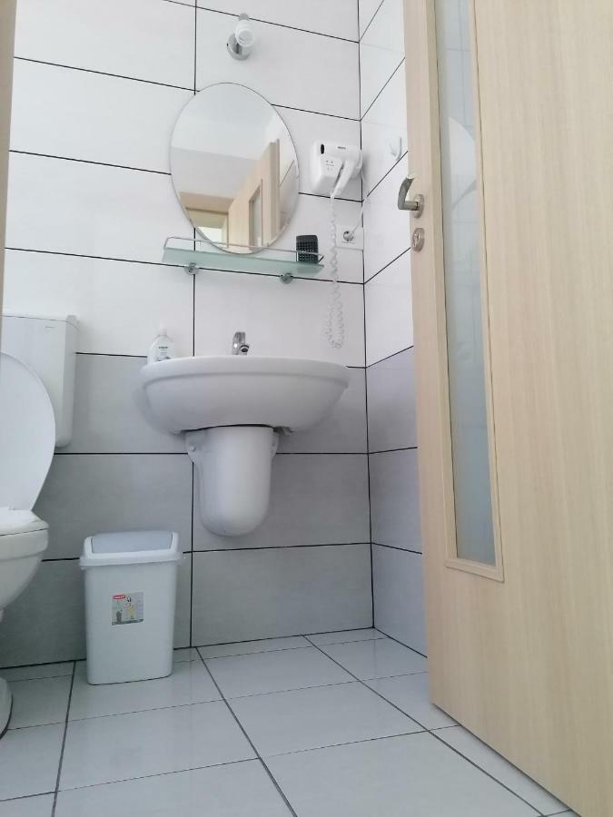 Vila Marius 2 Mai Bagian luar foto